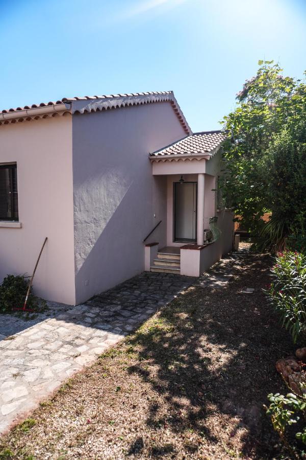 Le Galli En Plein Coeur De Sanary Kültér fotó